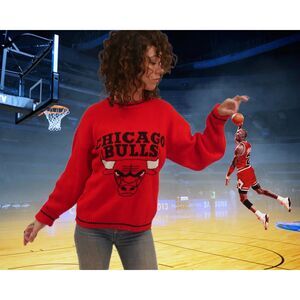 Vintage 90s Chicago Bulls Sweater